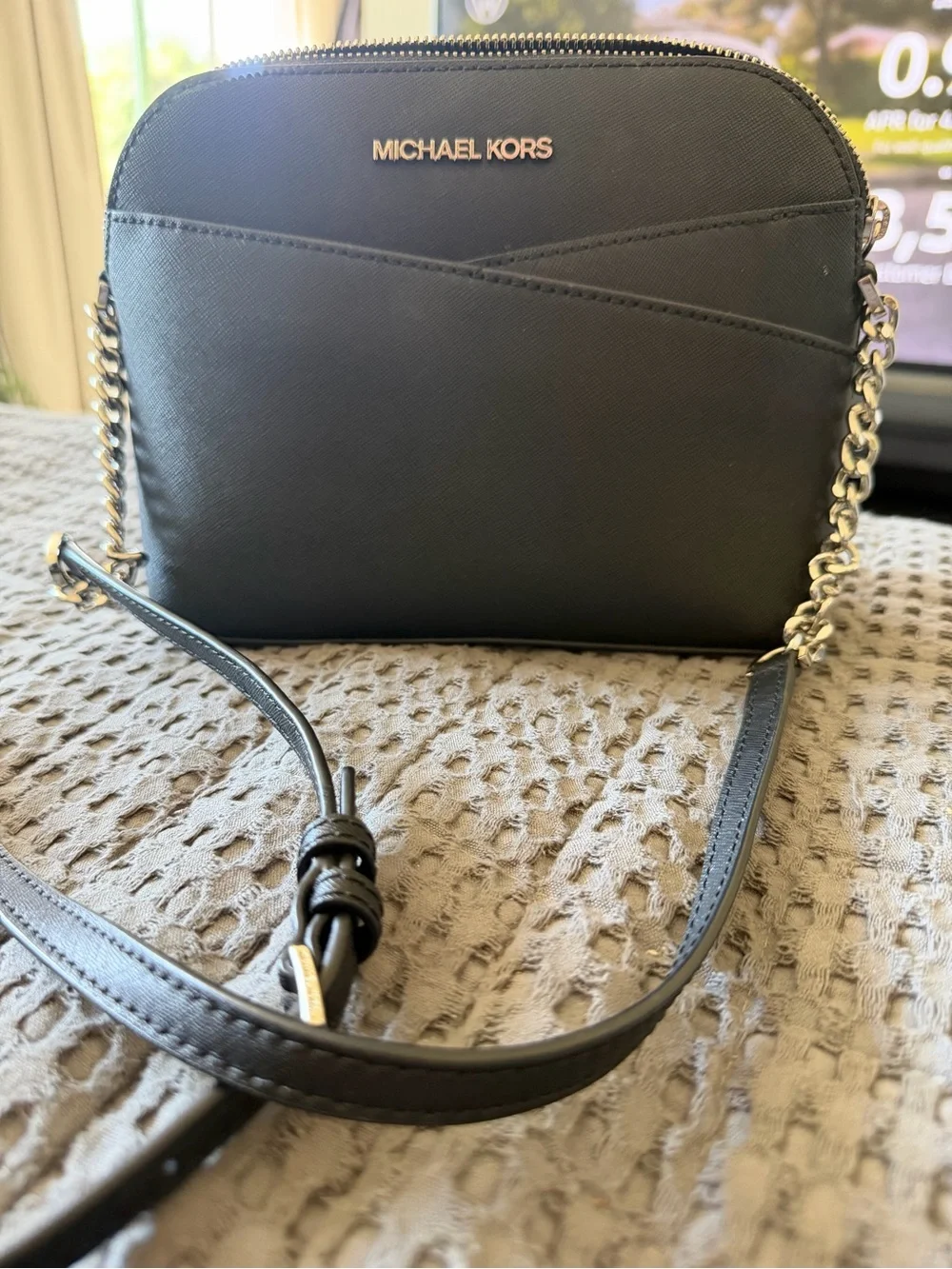 Michael Kors Black Saffiano Jet Set Leather Crossbody Pouch with Silver Hardware